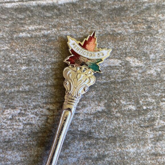 VINTAGE | Penticton BC Collector Spoon #6 - Picture 2 of 3